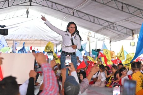 FwtB5llXsAIkDQq-fotor-20240527115119