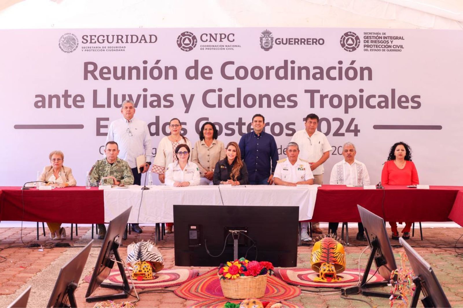 GKRoxdebsAAwQc2-fotor-20240408125930