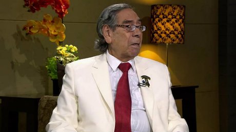 Héctor Martínez Serrano Fallece.jpg