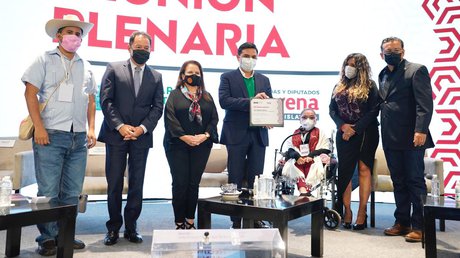 IMSS MORENA compromiso favor de la salud.jpg