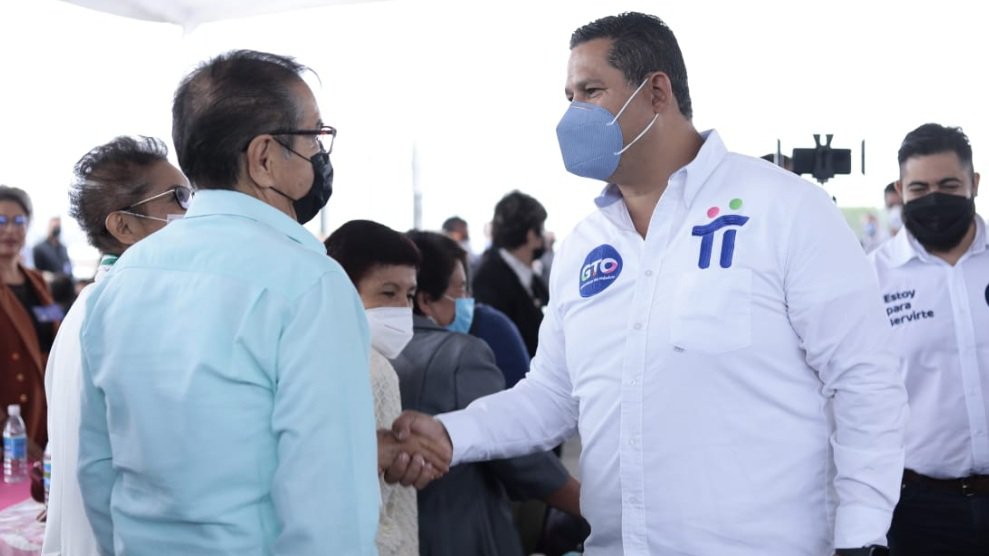Inaugura Diego Sinhue Casa del Jubilado del ISSEG en Pénjamo.jpg