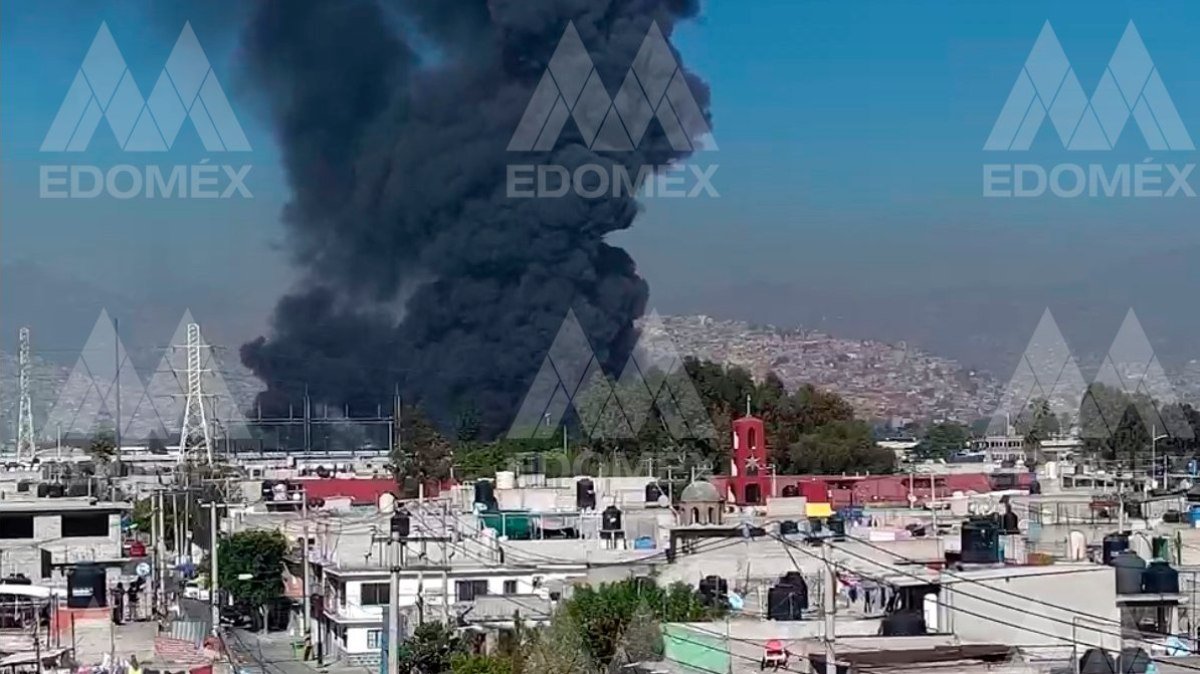 Incendio fábrica colchones ecatepec.jpg