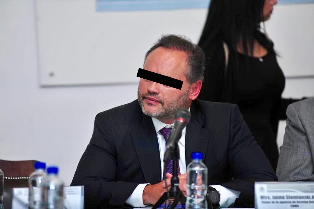 Jaime Slomianski orden.jpg