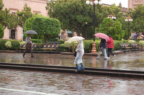 LLUVIAS (1).jpg