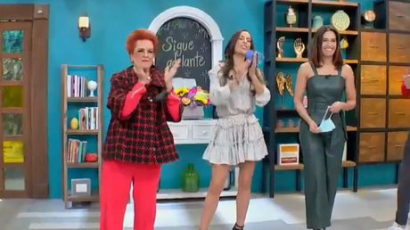 Luz maria Zetina y Talina fernández sale el sol .jpg