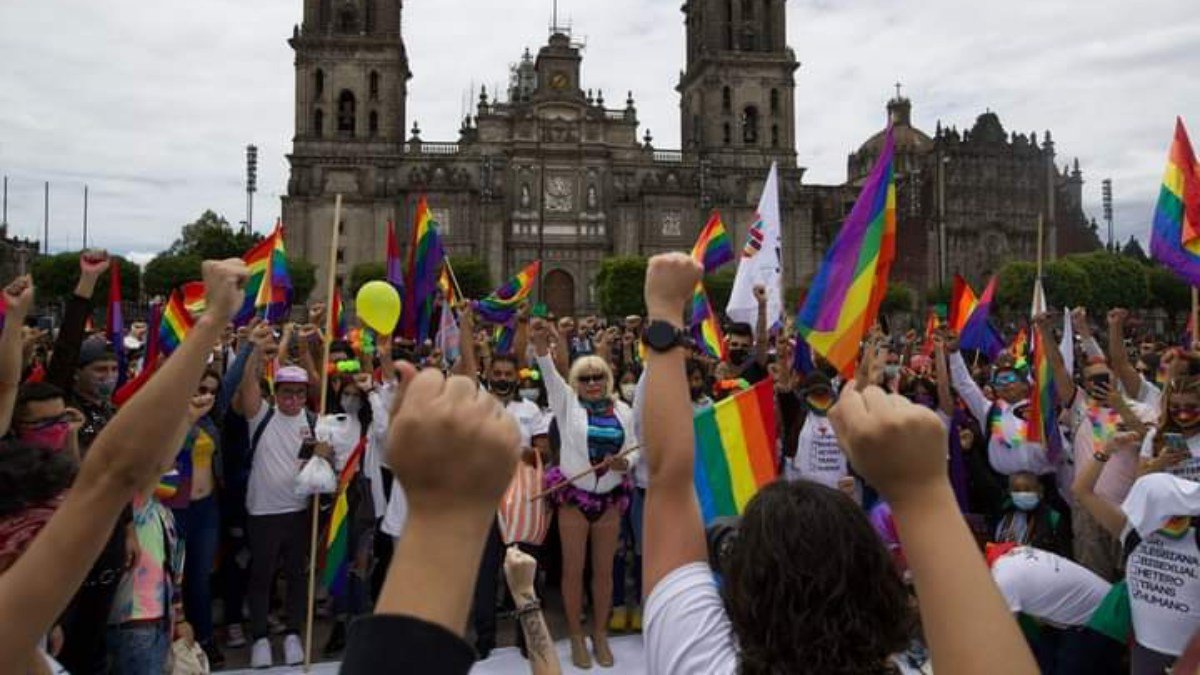 La Saga La Cdmx Se Pinta De Colores Ante La Marcha Del Orgullo Lgbt