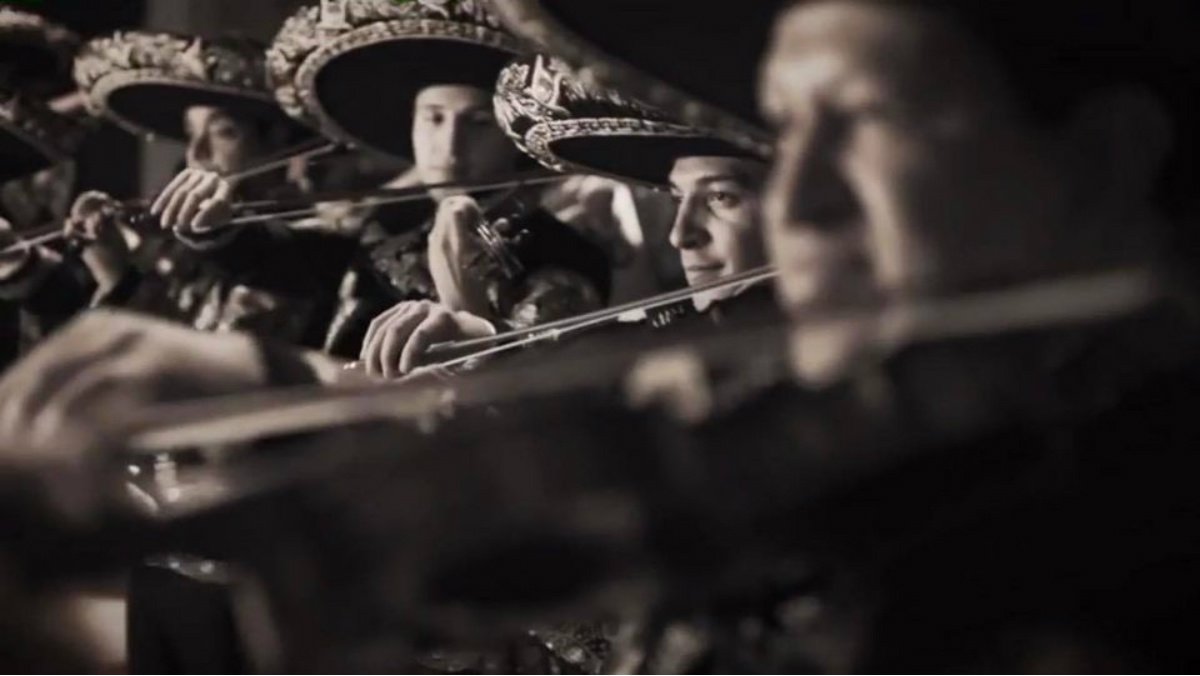 Mariachi Gama 1000.jpg