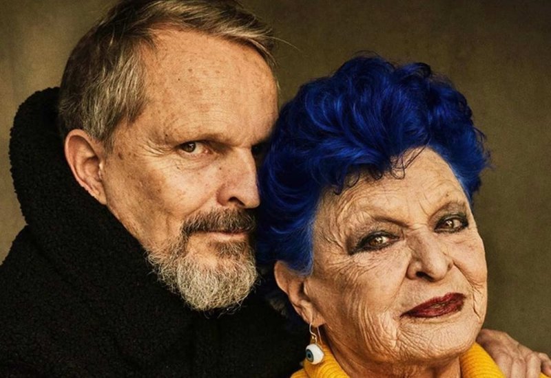 Miguel Bosé con madre.jpg