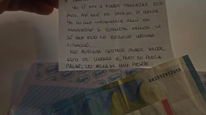 Mujer ayuda a restaurante.jpg