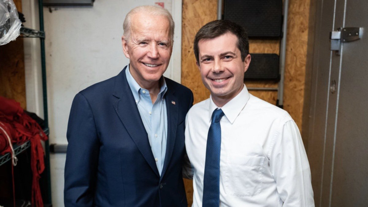 Pete Buttigieg transporte EU.jpg