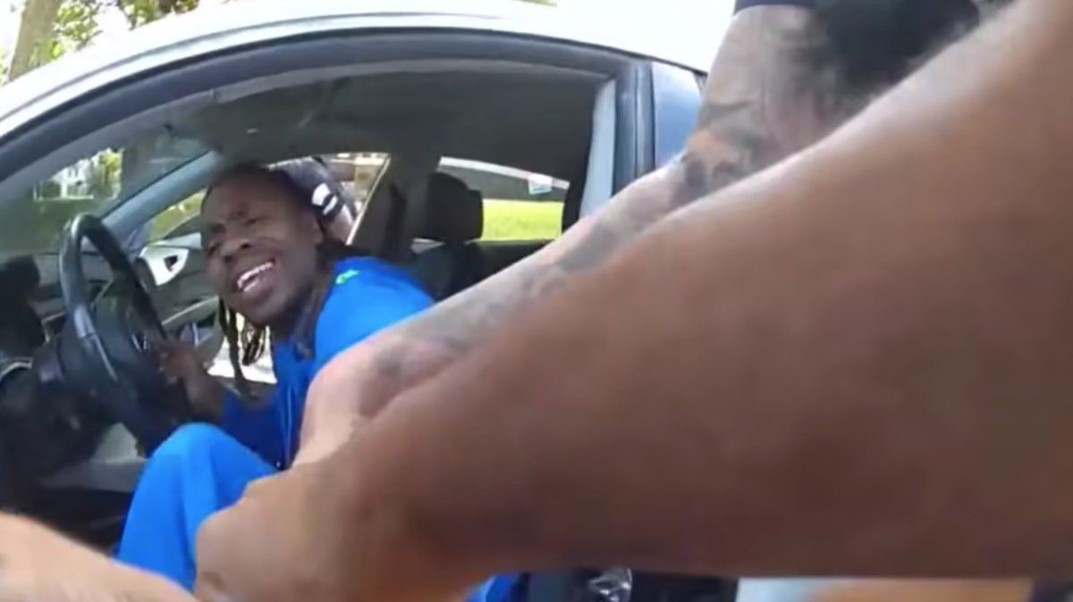 Policías en Ohio arrastran a hombre negro parapléjico.jpg