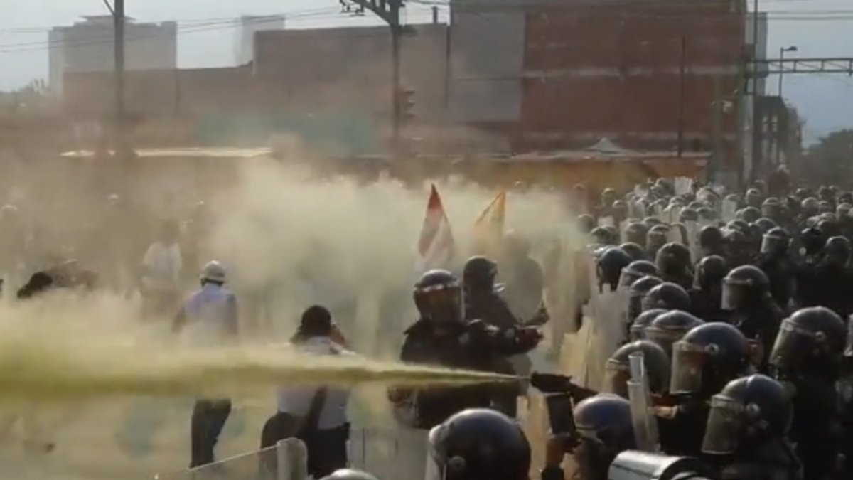 Policías lesionados en marchas 2 de octubre.jpg