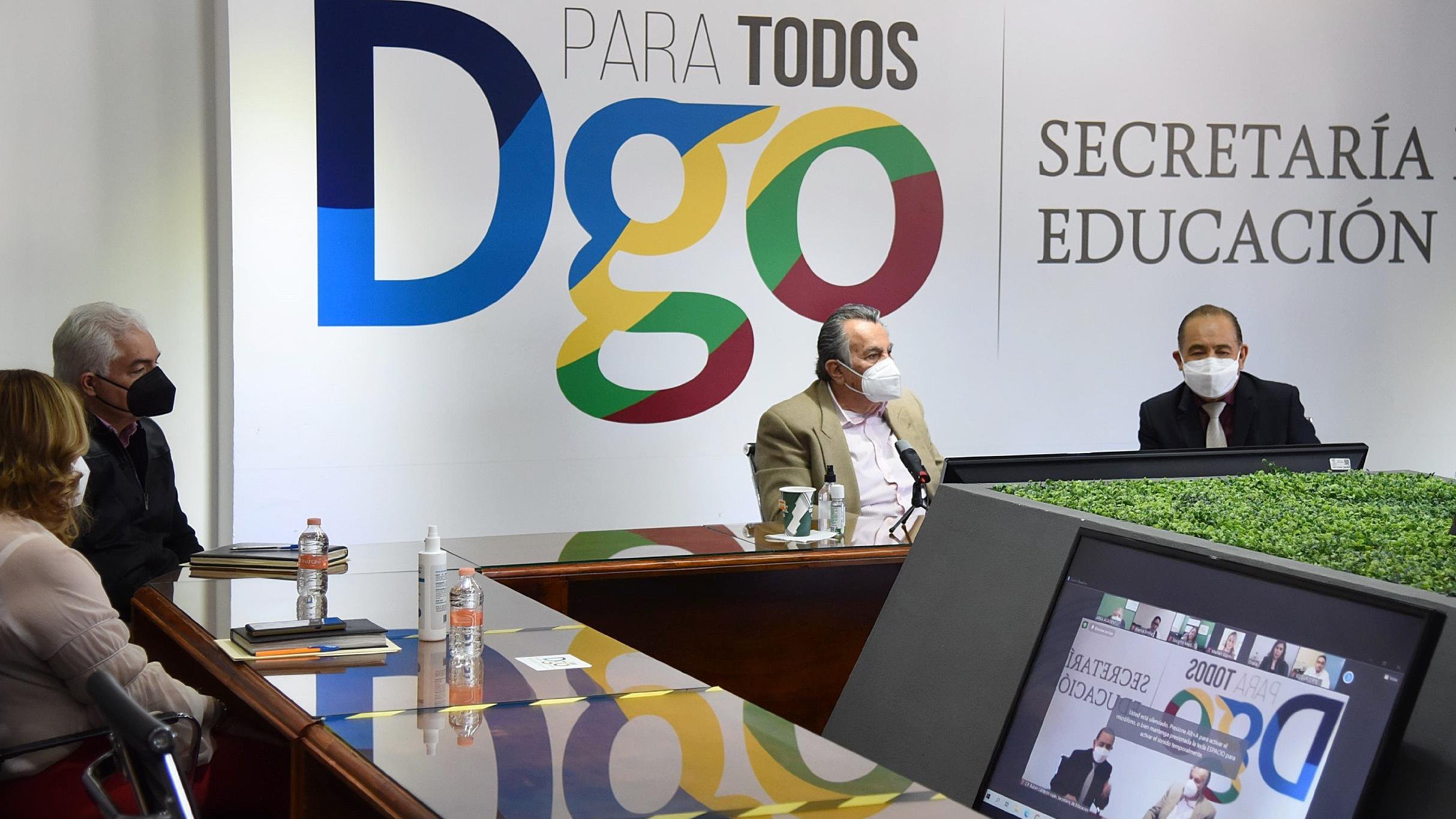 Presentan investigaciones para la mejora educativa (2) (1).jpg
