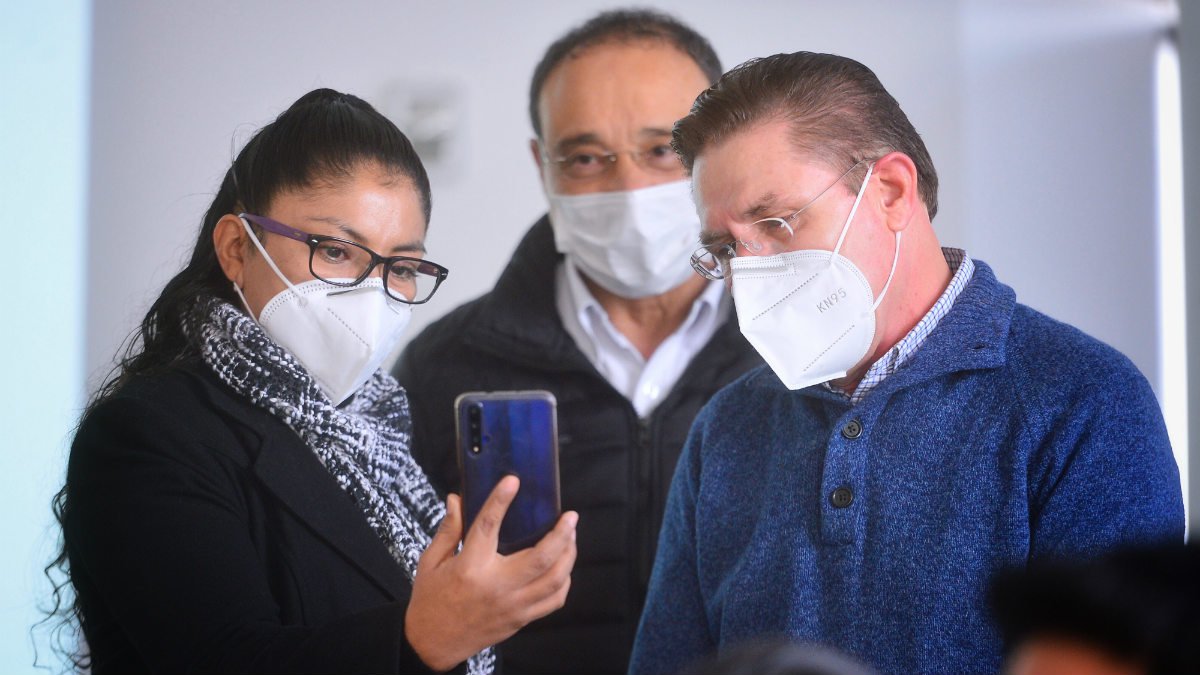 Realiza Aispuro llamadas de seguimiento a pacientes COVID-19.JPG
