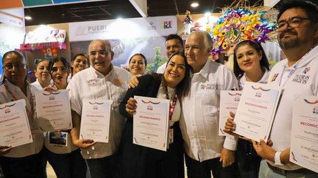 Reconocimientos Tianguis Turístico Internacional 03-fotor-20230925113321.jpg