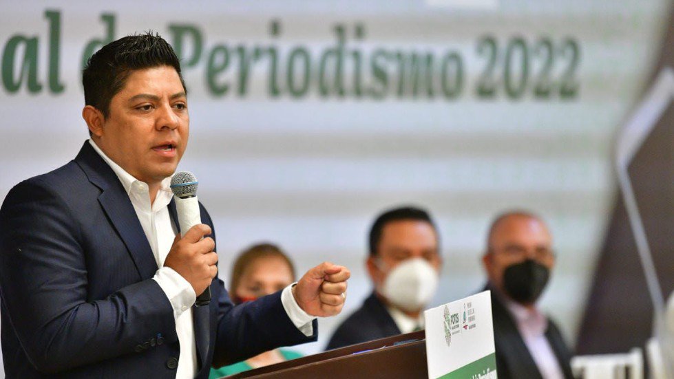 Respeto total al periodismo potosino- Ricardo Gallardo.jpg