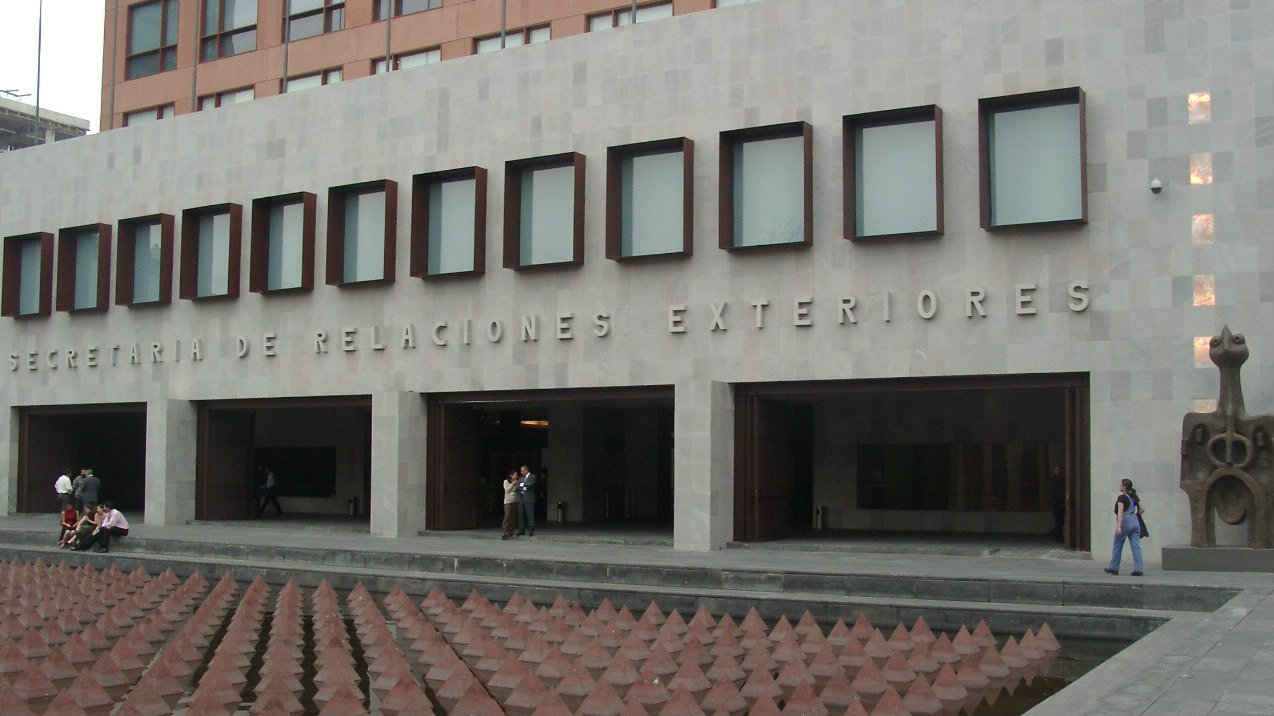SRE embjadores.jpg