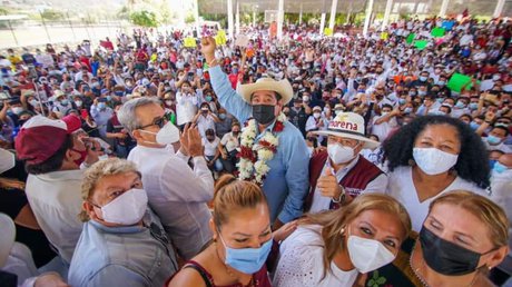 Salgado Macedonio segurocandid.jpg
