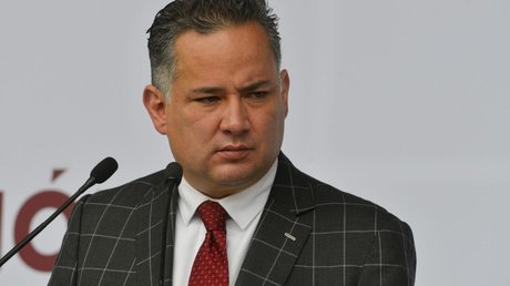 Santiago Nieto_cuetionan_ingresos.jpg
