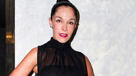 Sharis Cid pareja.jpg