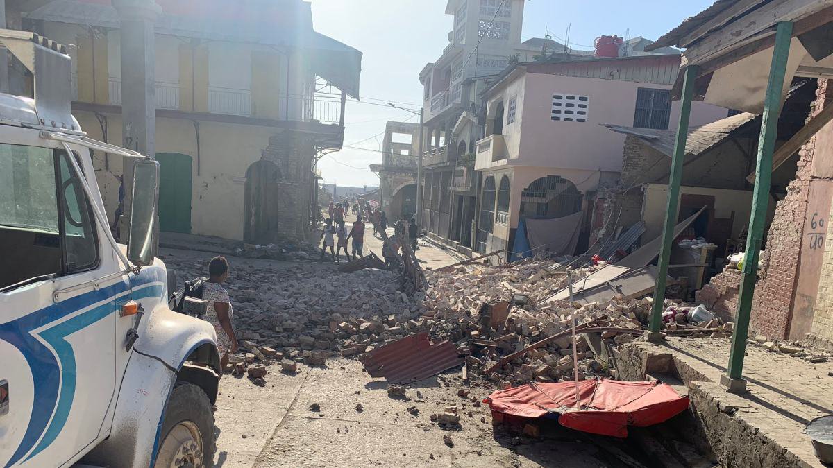 Sismo7.2Haití 8_29.jpg