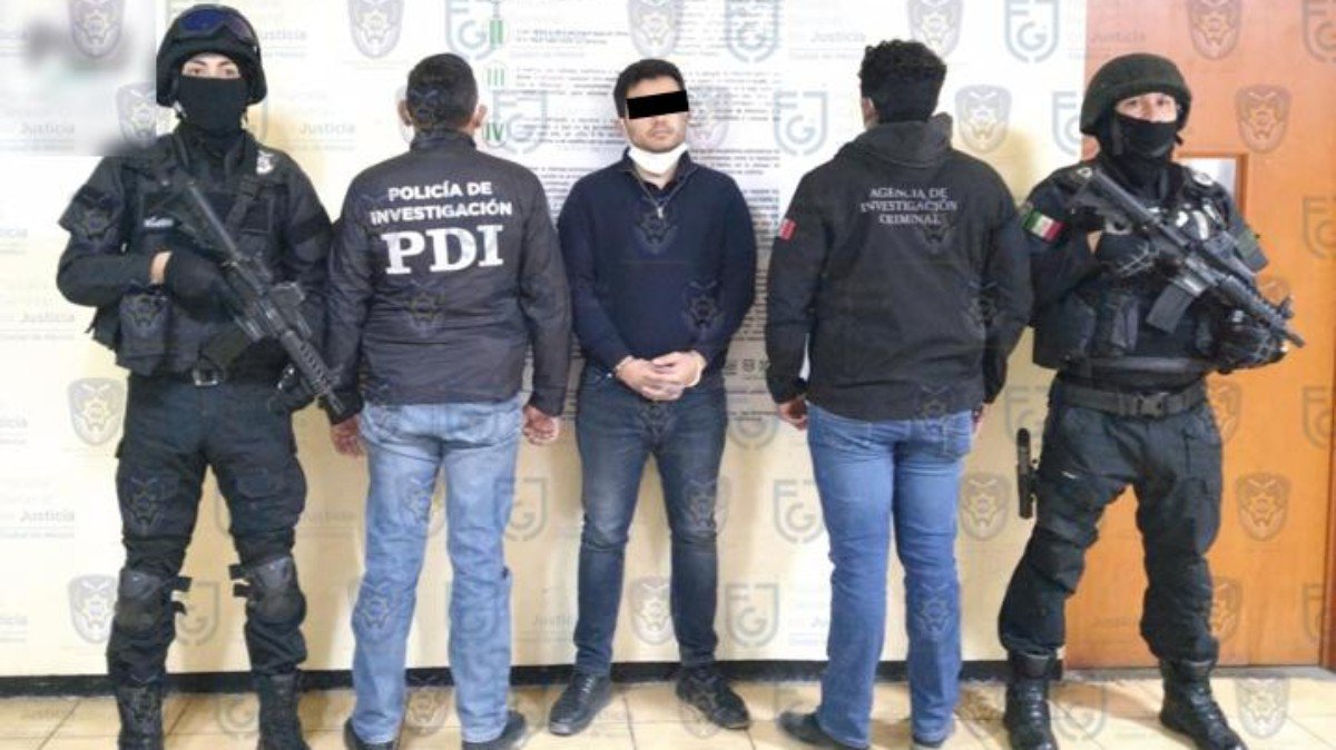Sobrino CAROQUINTEROvinculado a proceso.jpg