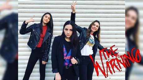 The-warning-entrevista-con-saga.jpg