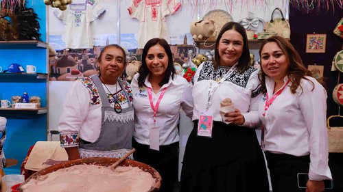 Tianguis Pachuca 22112023 04-fotor-20231123153936.jpg