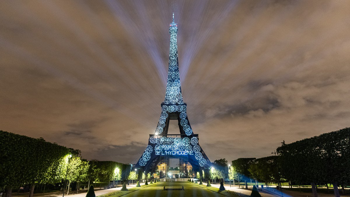 Torre Eiffel hidrógeno.jpg