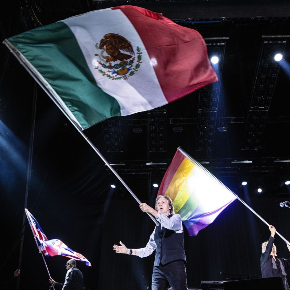 Paul_McCartney_CDMX_2023.jpg