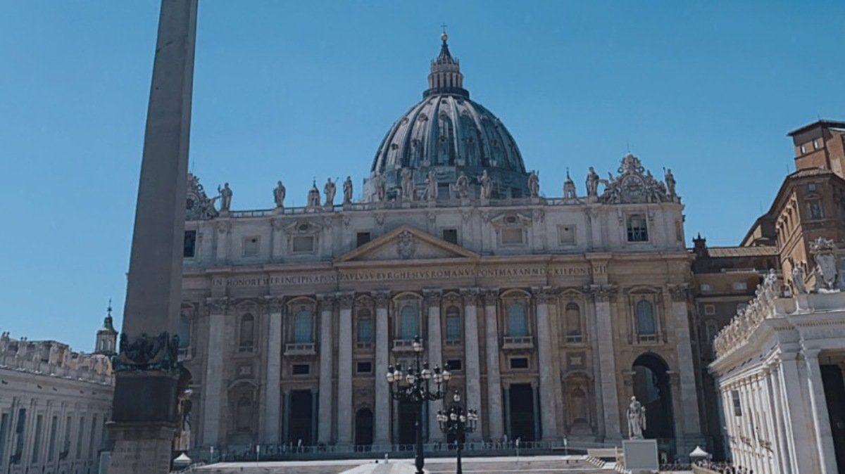 Vaticano absevic.jpg