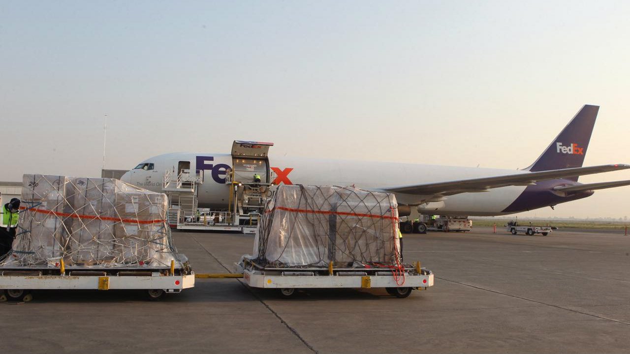 Ventiladores 50 aeropuertotoluca.jpg