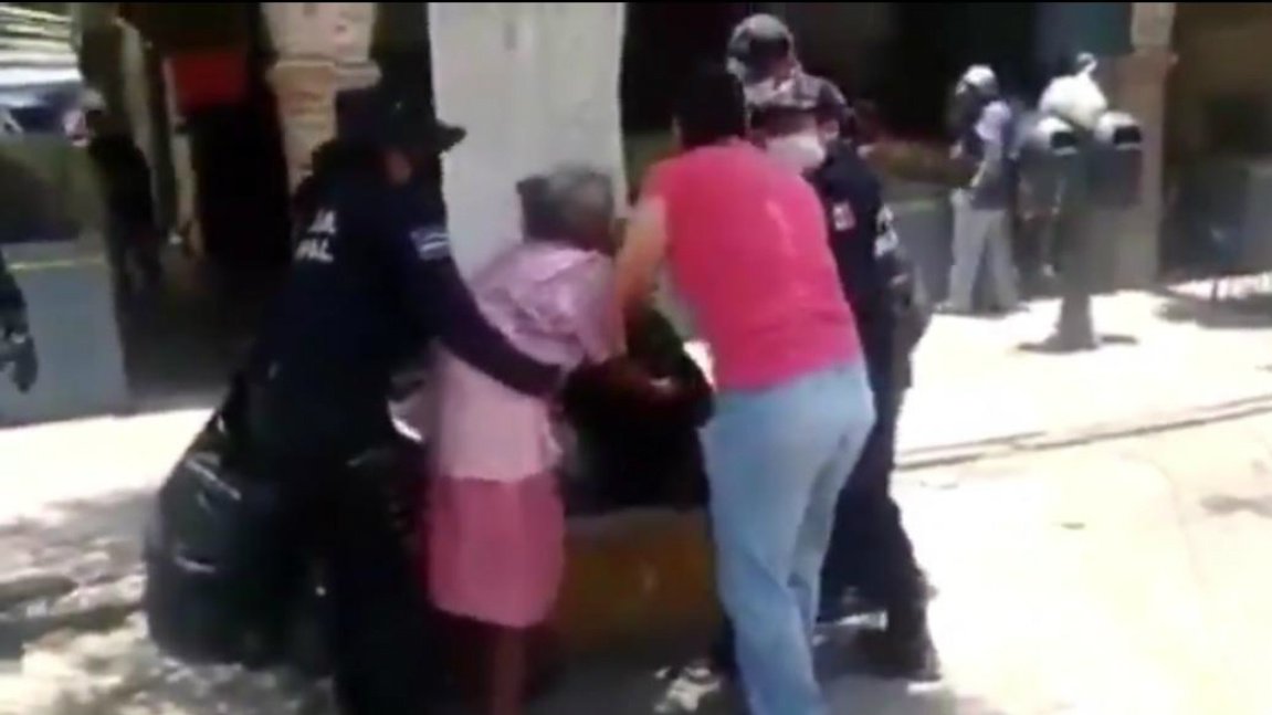 ViejitacubrebocasQuerétaro.jpg