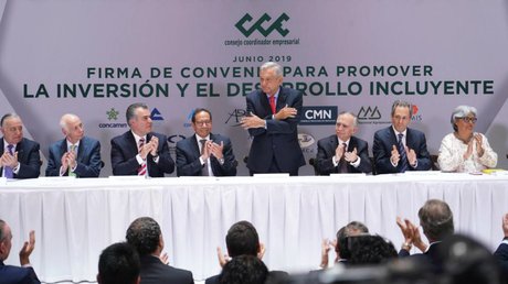 AMLO CCE.jpg