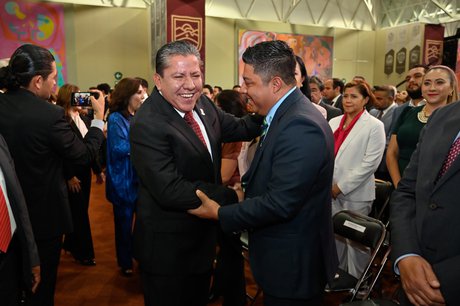Ricardo Gallardo, felicita al gobernador de Zacatecas
