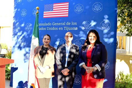 ALCALDESA DE TIJUANA RECONOCE A MUJERES QUE GANAN ESPACIOS