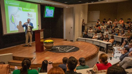 WhatsApp Image 2023-09-27 at 19.02.25-fotor-2023092720443.jpg