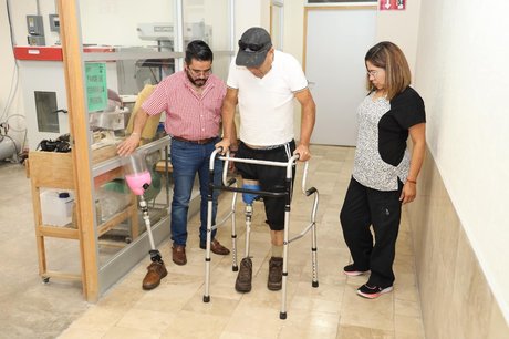 Más de 35 personas con discapacidad en SLP recibieron prótesis