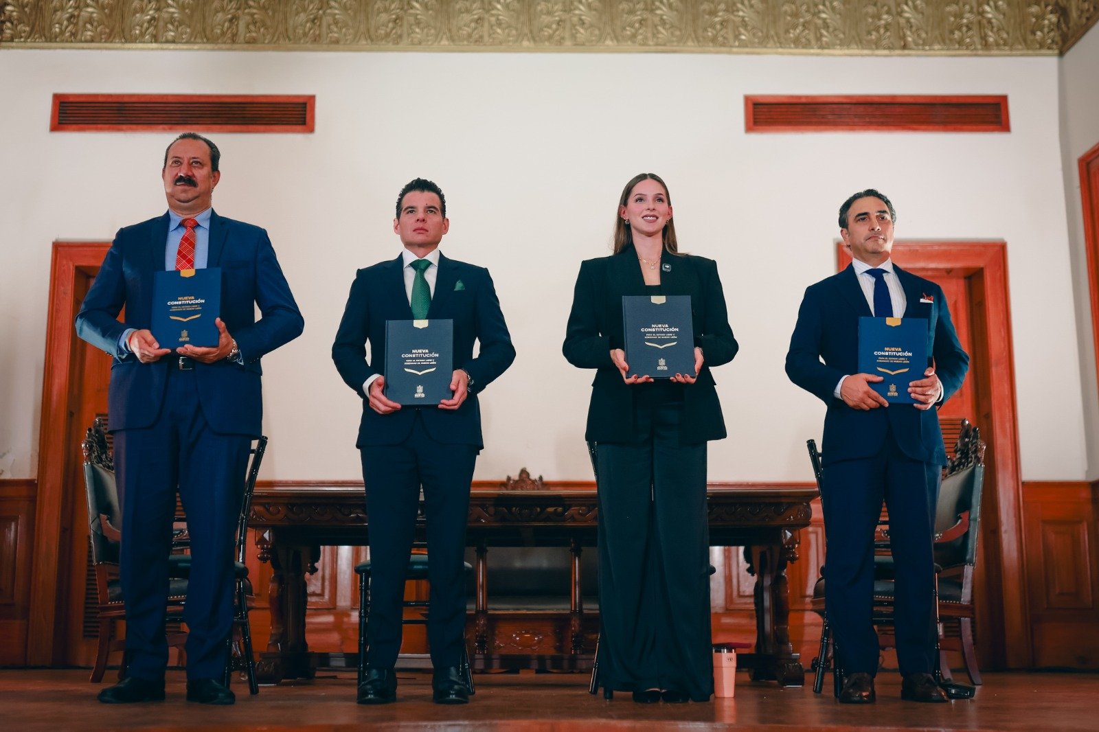 01 LA CONSTITUCIÓN ES EL PACTO QUE DEFIENDE DERECHOS Y LIMITA EL PODER.-MIGUEL FLORES AL CONMEMORAR CUARTO ANIVERSARIO DE LA NUEVA CARTA MAGNA DE NUEVO LEÓN