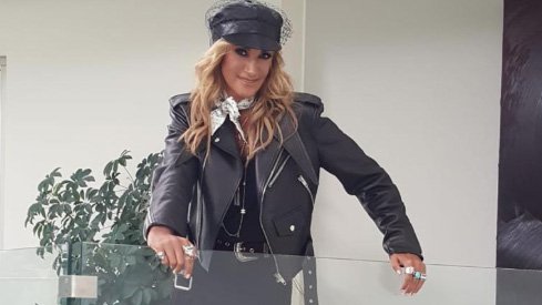 adela michasombrero.jpg