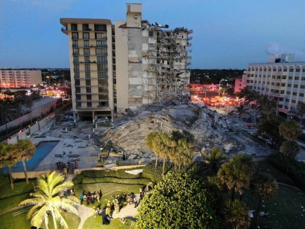al-menos-4-muertos-y-159-desaparecidos-en-el-derrumbe-de-un-edificio-en-miami.jpg