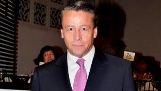 alfredo adame dinero.jpg