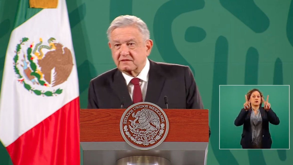 amlo011.jpg