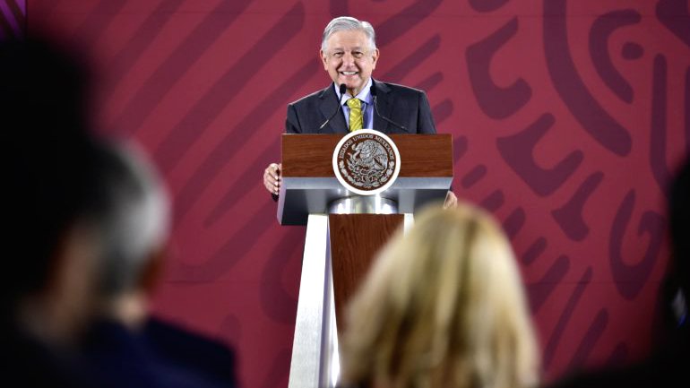 amlo2-8.jpg