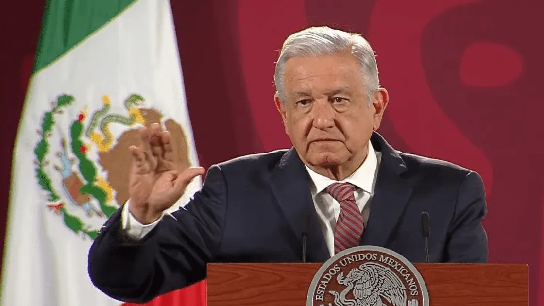 amlo_25_de_mayo.png_596848416.jpg