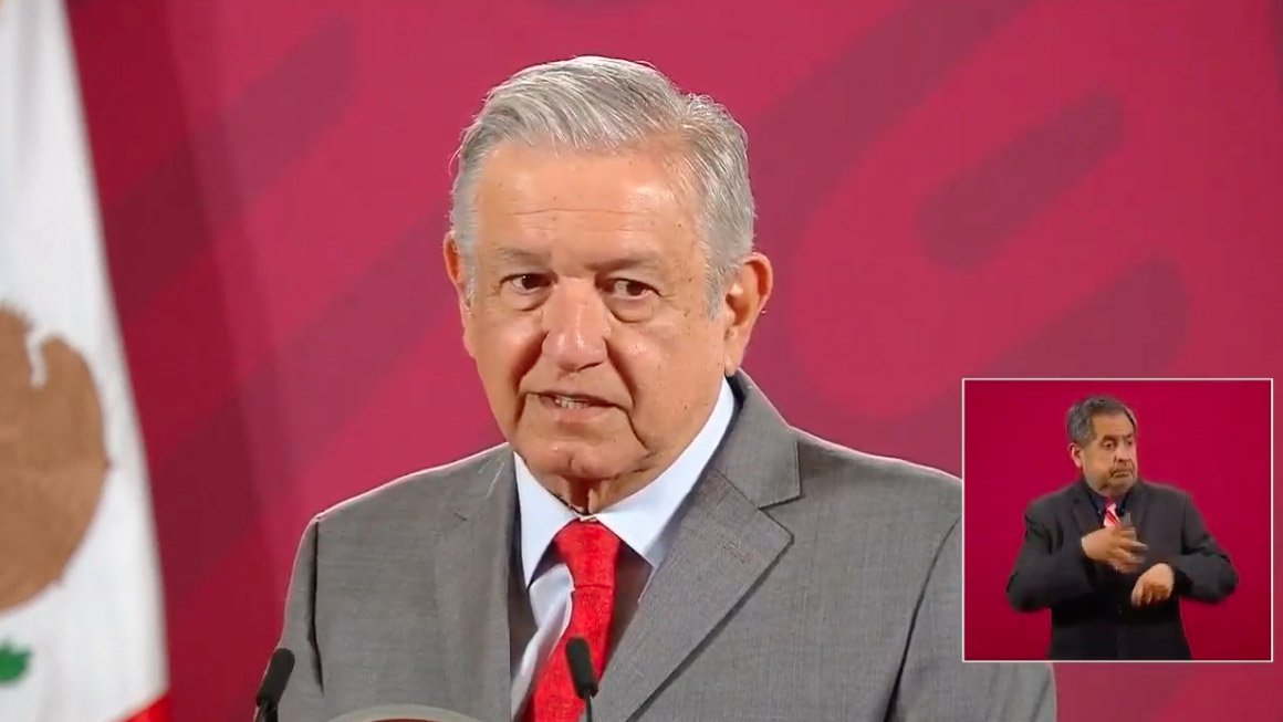 amlo agua.jpg