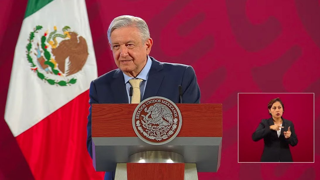 amlo boa.jpg