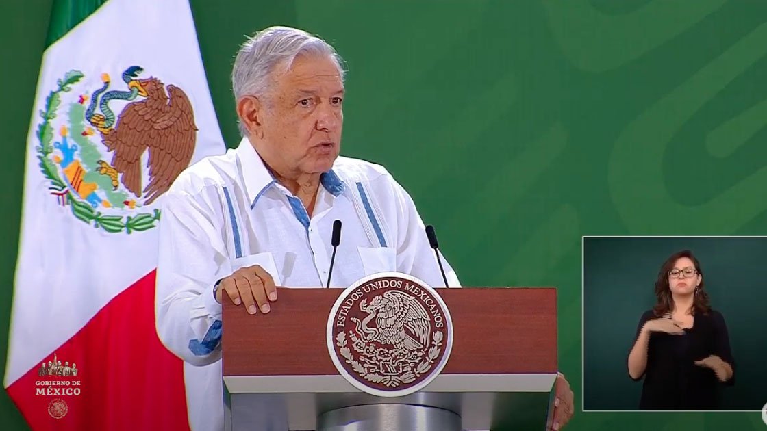 amlo calderon acapulco.jpg