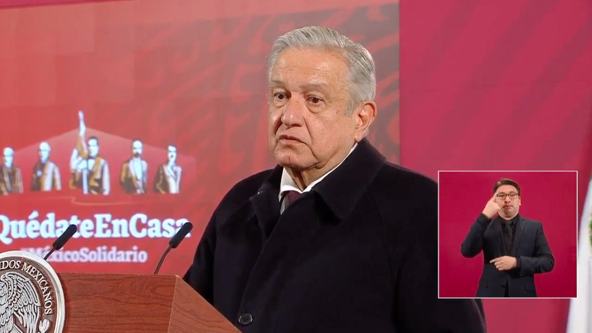 amlo cartilla .jpg