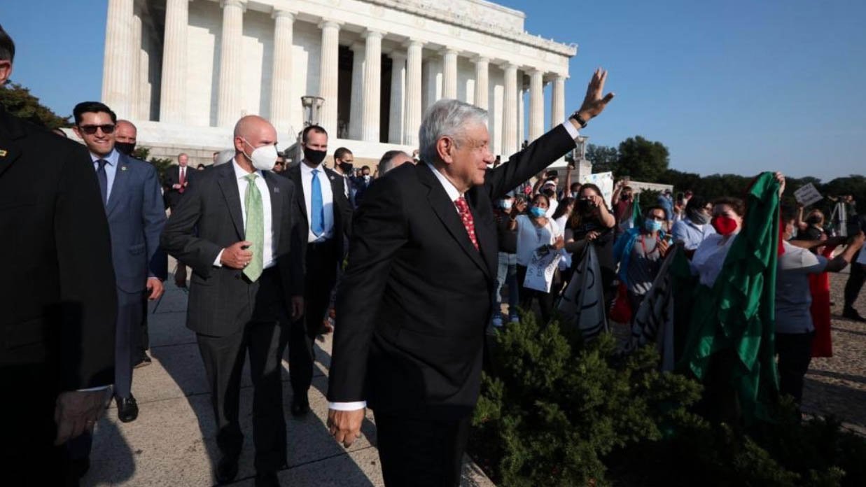 amlo cena eu.jpg